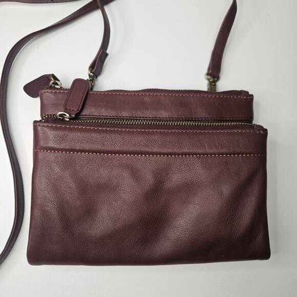 Hobo Merlot Crossbody Bag Strap Faux Leather Womens Handbag Purse Multi Comparts - Picture 2 of 11